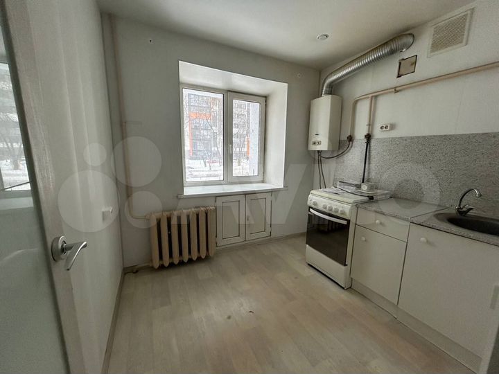 2-к. квартира, 42,1 м², 1/5 эт.