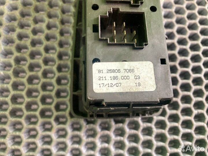 Блок управления дверями MAN TGX