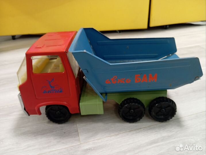 Игрушка Самосвал СССР авто бам