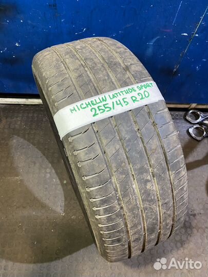 Michelin Latitude Sport 3 255/45 R20