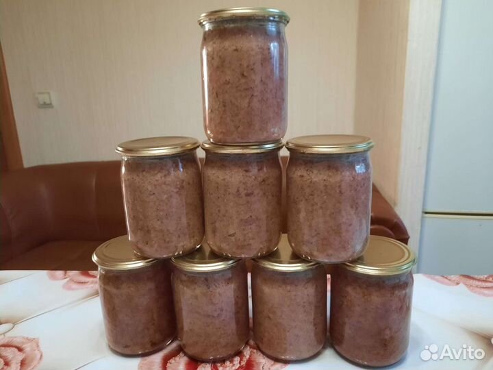 Корм,тушенка для кошек и собак