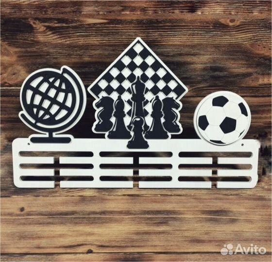 Стильная медальница