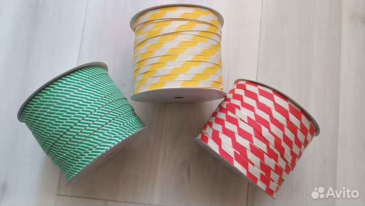 Лента для оформления подарков