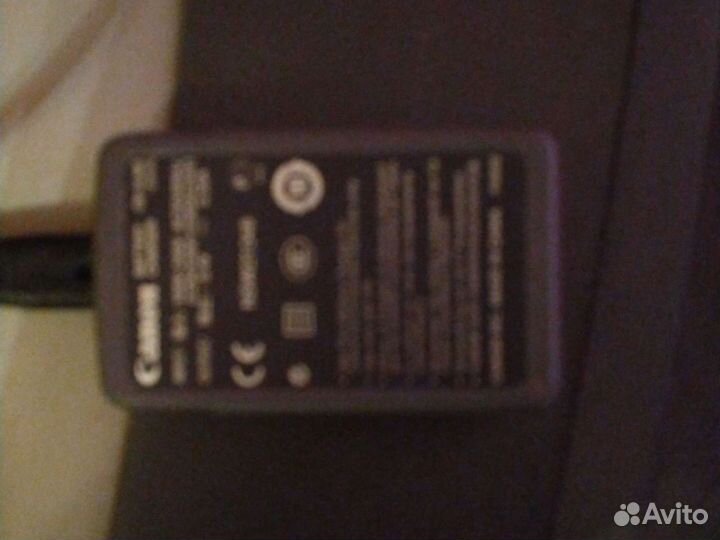 Зарядное устройство для фотоаппарата Canon новое