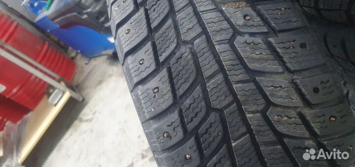 Michelin Latitude X-Ice North 225/65 R17