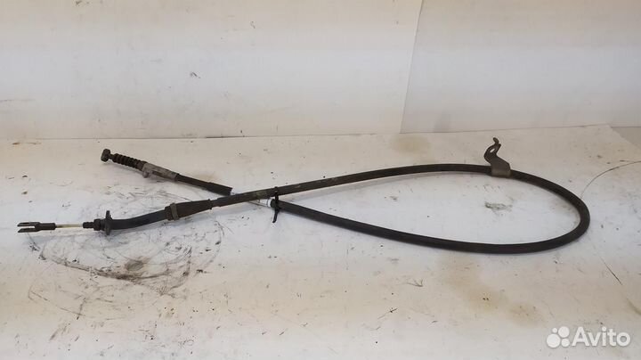 Тросик ручного тормоза nissan Fuga PY50 04-09 VQ35