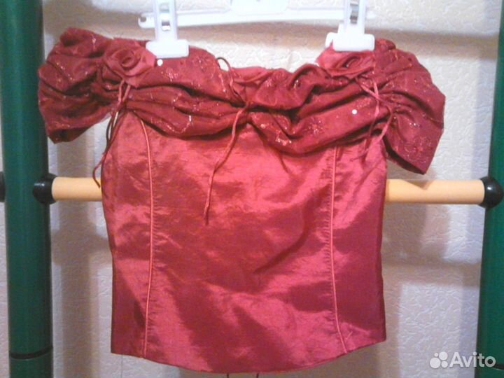 Нарядное платье