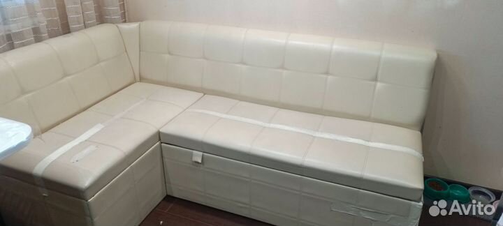 Кухонный диван