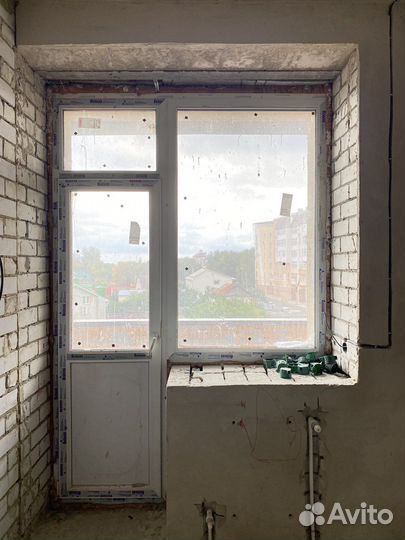 Окно и дверь балконная бу