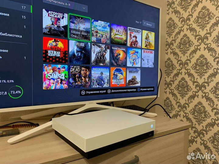 Xbox one x 1TB white