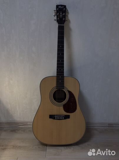 Акустическая гитара