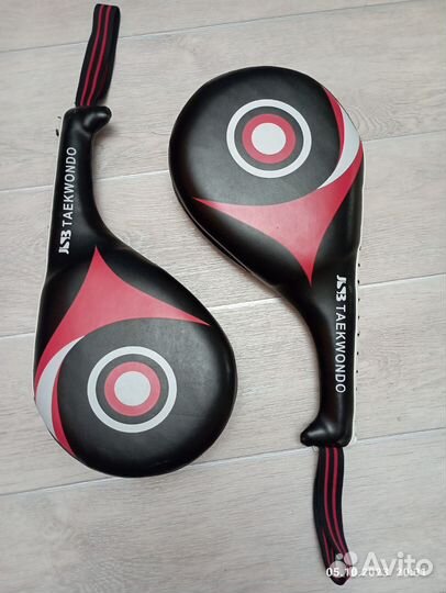 Ракетка хлопушка лапа для тхэквондо двойная