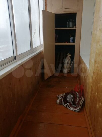 Доля в 2-к. квартире, 47 м², 8/10 эт.