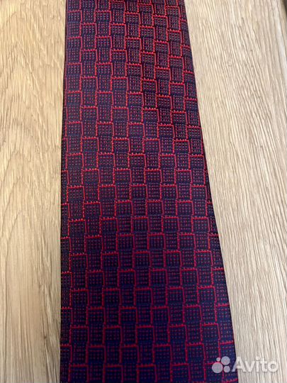 Мужской галстук