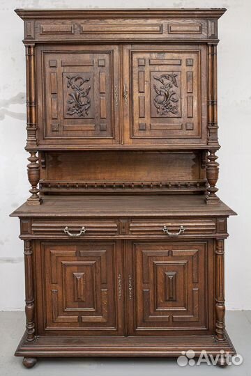 Буфет в стиле ренессанс