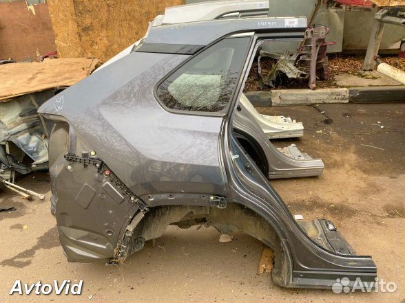 Заднее правое крыло Toyota Rav-4 50 2018-2022