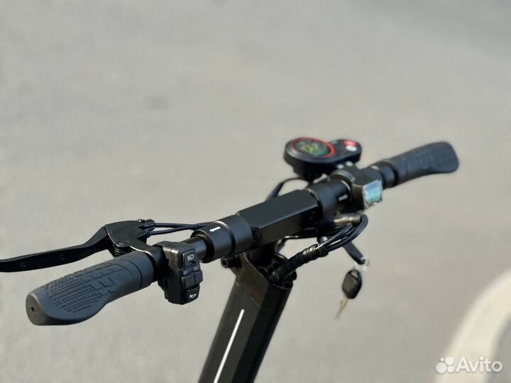 Электросамокат Kugoo M5 pro с сиденьем