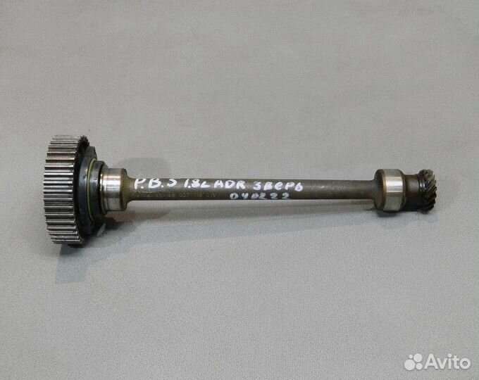 Вал промежуточный Passat B5 1.8