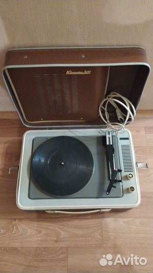 Проигрыватель винила