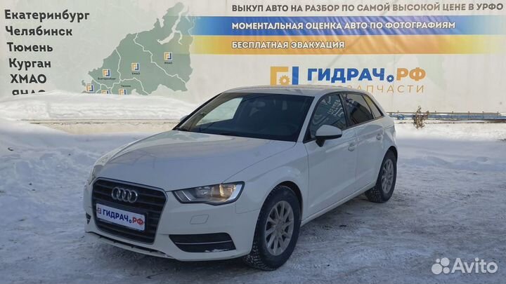 Бампер задний Audi A3 (8V) 8V4807067GRU