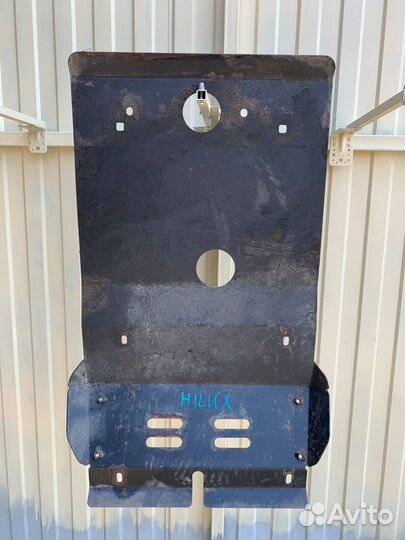 Защита двигателя Toyota Hi-Lux 7