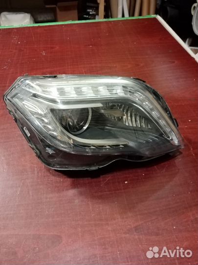 Mercedes-Benz GLK-Klasse X204 фара правая
