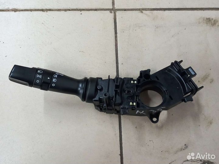 Левый подрулевой переключатель Hyundai ix35