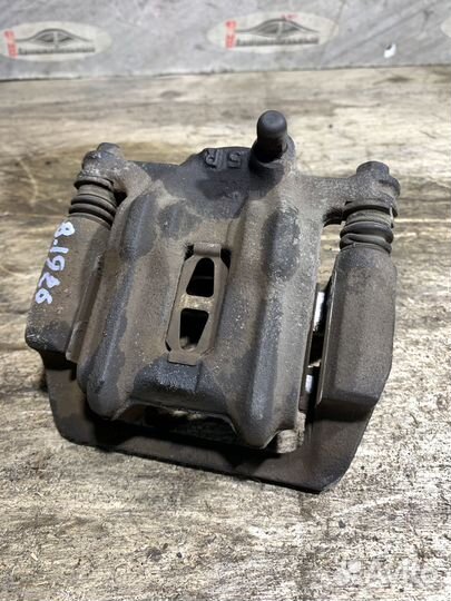 Суппорт зад лево c Honda Odyssey RA6 F23A