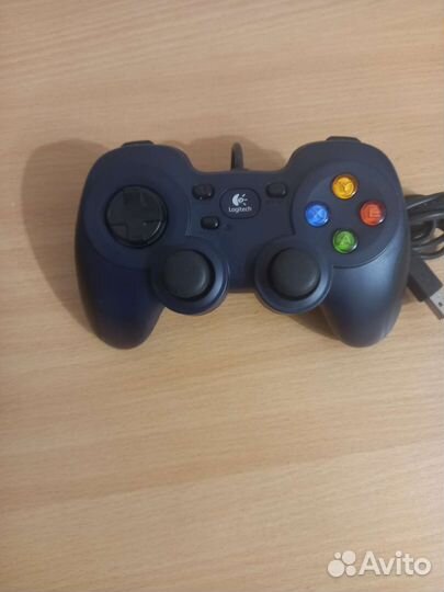 Джойстик,геймпад Logitech F310