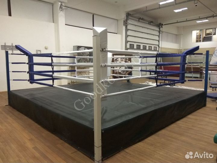 Боксерский ринг 5х5м,с боевой 4х4м на помосте 1 м