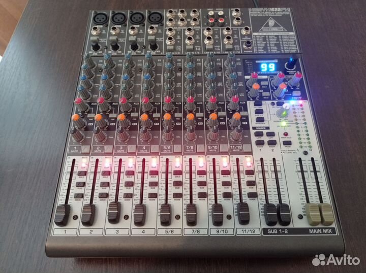 Микшерный пульт behringer xenyx 1622fx