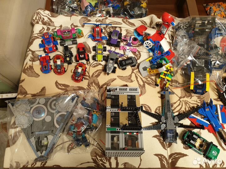 Lego: машины, самолеты, существа