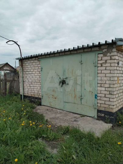 Гараж, > 30 м²