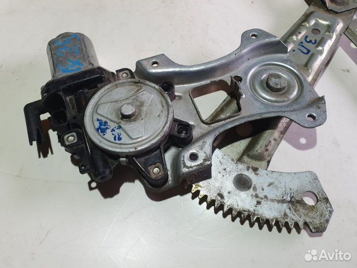 Стеклоподъемник задний правый Infiniti Fx35 S50