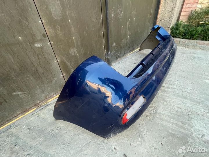 Бампер на LADA largus