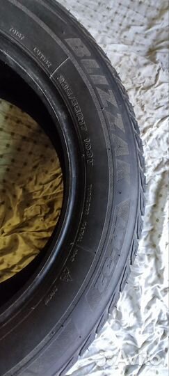 Bridgestone Blizzak LM-32 235/55 R17