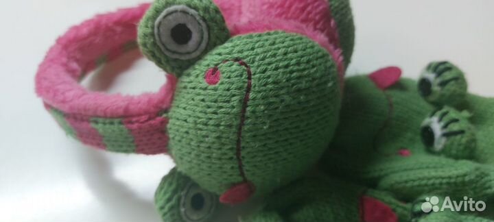 Теплые наушники и варежки