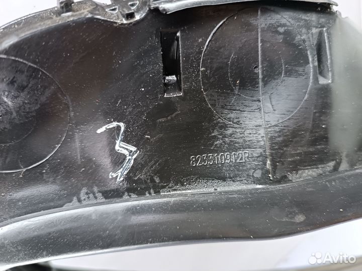 Уплотнитель рамки двери левой зад. Renault Logan 2