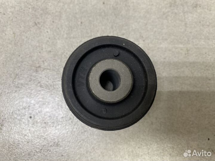 Рычаг передний верхний