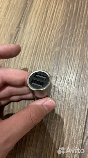 Автомобильное зарядное устройство xiaomi