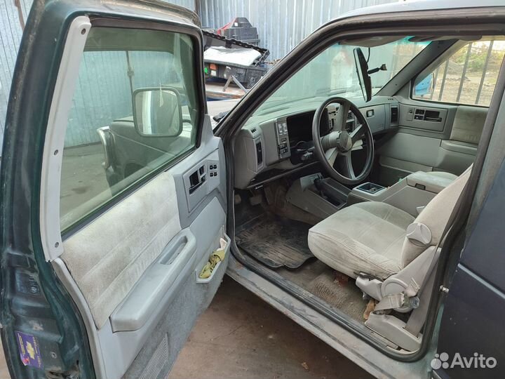 Chevrolet S-10 Blazer 1993 4.3 в разбор