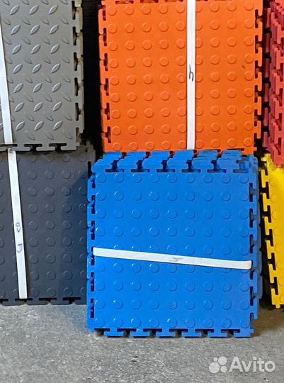 Напольная плитка пвх для автомойки