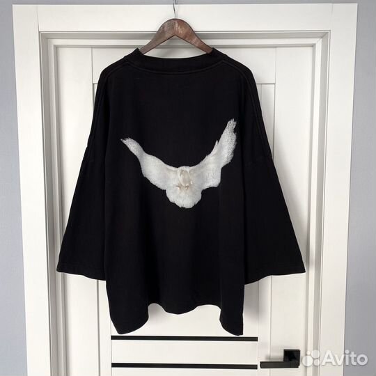 Футболка Yeezy x Gap by Balenciaga Dove 3/4