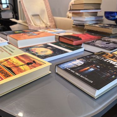 Известные книги в твердом переплёте