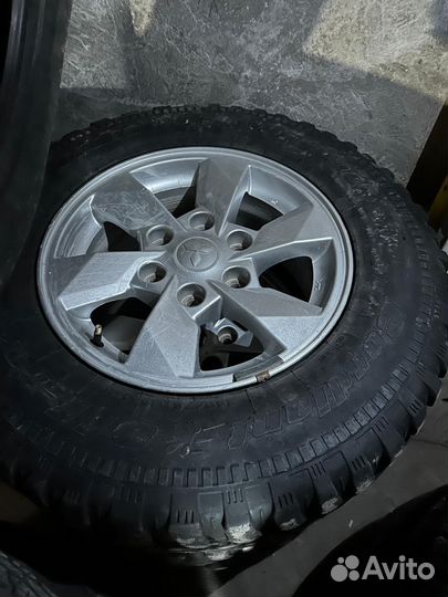 Диски r16 на L200