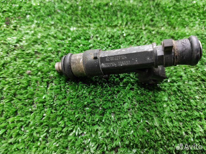 Форсунка топливная LADA Largus K7M 2014