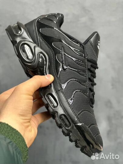 Кроссовки Nike air max tn plus