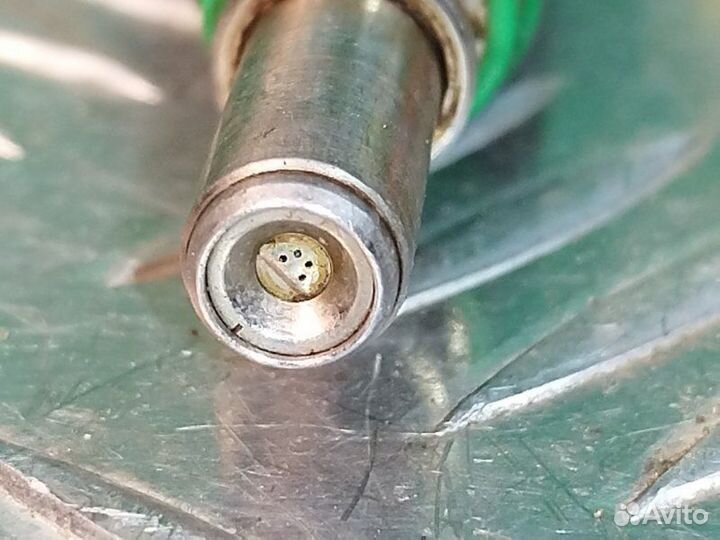 Форсунка топливная Audi A8 D3 седан