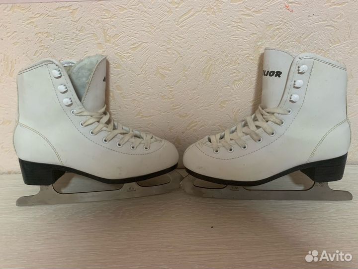 Коньки фигурные