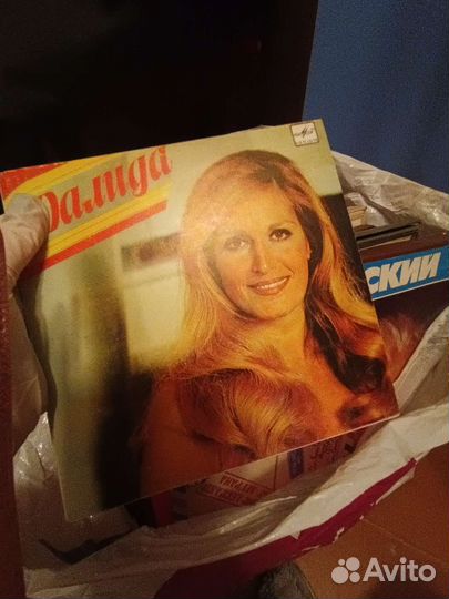 Виниловые пластинки чайковский. 1пластинка 300 р